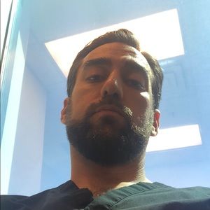 Meet your Posher, Adam